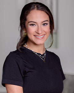 Loren headshot
